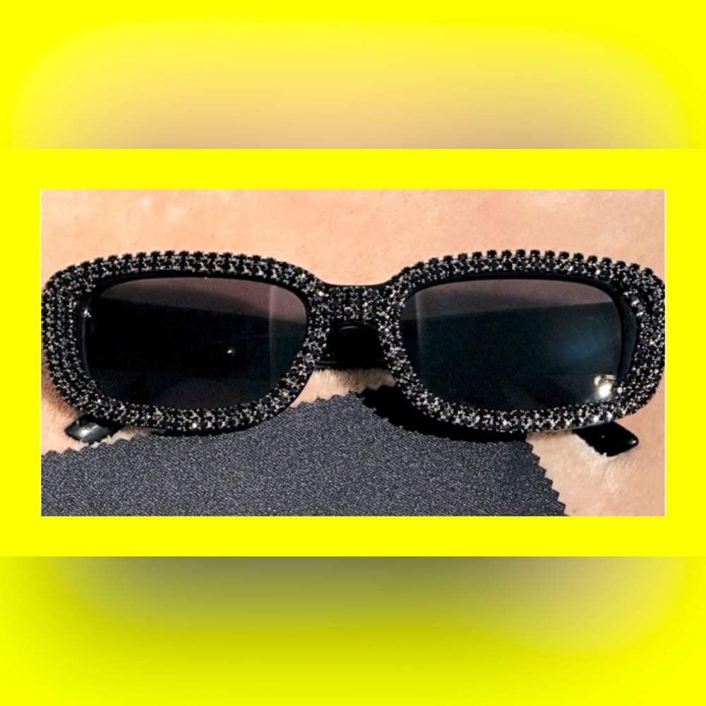 Chic Rhinestone Sunglasses